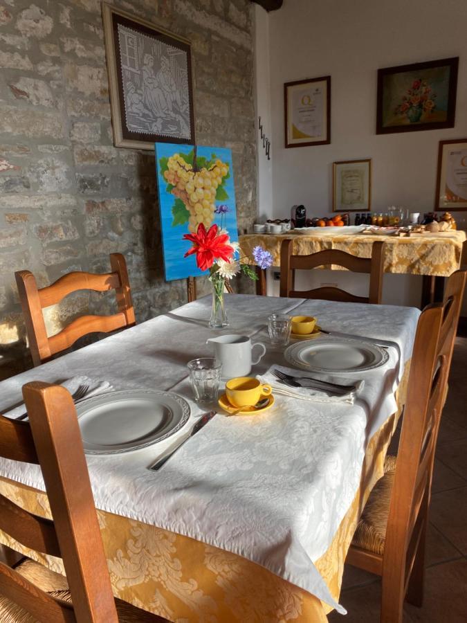 Agriturismo Pian Del Duca Vesime Exterior foto
