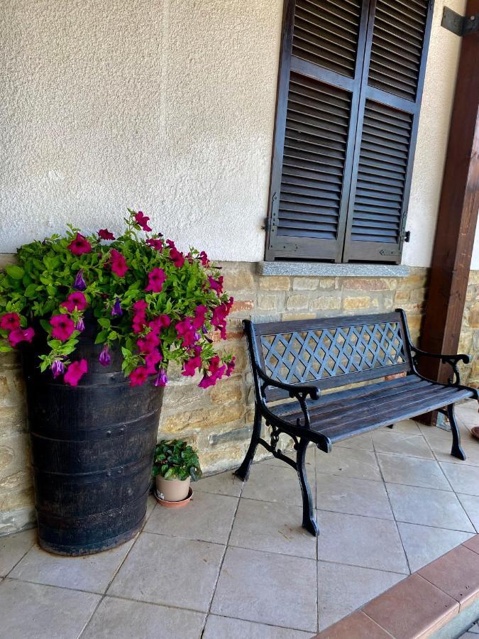Agriturismo Pian Del Duca Vesime Exterior foto